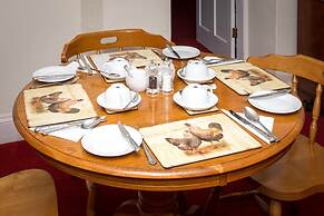 Ammonite Lodge Guest House