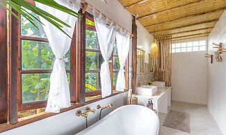 House of Love at Pai