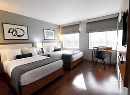 Edge Hotel