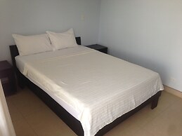 Room2Board Hostel and Surf School