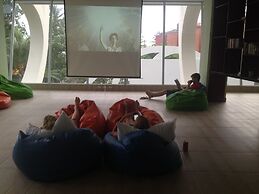 Room2Board Hostel and Surf School