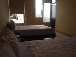 Room2Board Hostel and Surf School