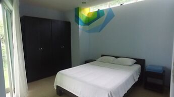 Room2Board Hostel and Surf School