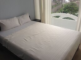 Room2Board Hostel and Surf School