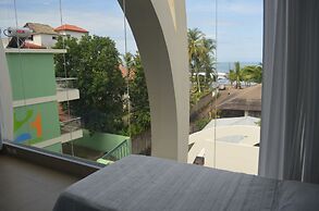 Room2Board Hostel and Surf School