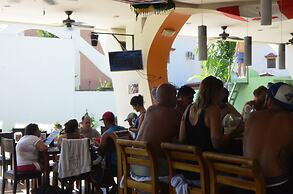 Room2Board Hostel and Surf School