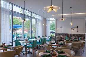 Holiday Inn Cleveland Clinic by IHG