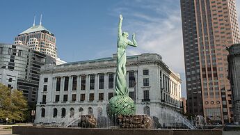 Holiday Inn Cleveland Clinic by IHG