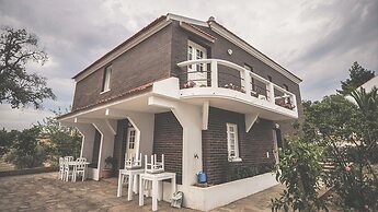 Bela Vista Silo Housing