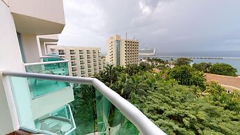 Grand Park Royal Cozumel - All Inclusive