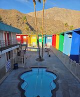 Delos Reyes Palm Springs