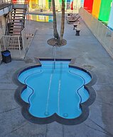 Delos Reyes Palm Springs