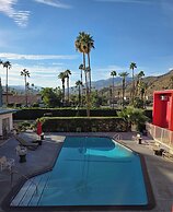 Delos Reyes Palm Springs