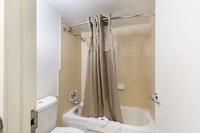 Motel 6 Houston, TX - East