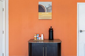 Motel 6 Houston, TX - East