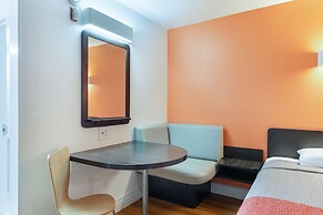 Motel 6 Houston, TX - East