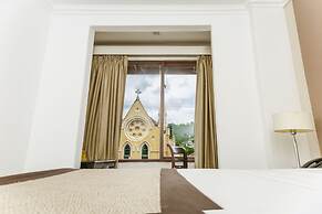 Kandy City Hotel by Earl's