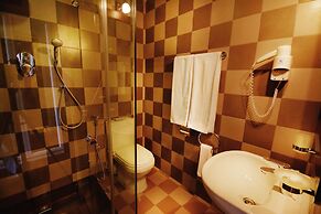 Kandy City Hotel by Earl's