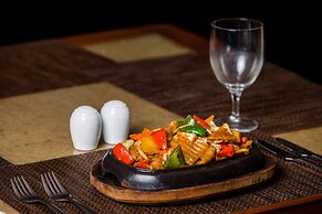 Kandy City Hotel by Earl's