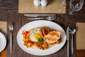 Kandy City Hotel by Earl's