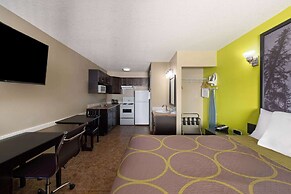 Super 8 Fort McMurray
