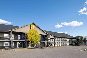 Super 8 Fort McMurray