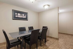 Super 8 Fort McMurray