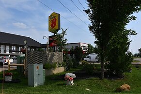 Super 8 Fort McMurray