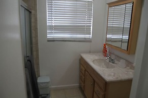 Comfy 3 Bedroom Home