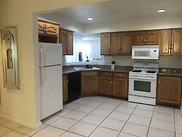 Comfy 3 Bedroom Home