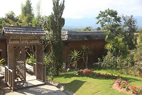 Pai Treehouse Resort