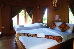 Pai Treehouse Resort