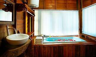 Pai Treehouse Resort