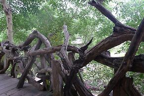 Pai Treehouse Resort