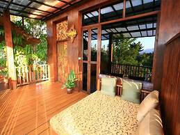 Pai Treehouse Resort