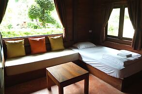 Pai Treehouse Resort