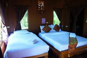 Pai Treehouse Resort