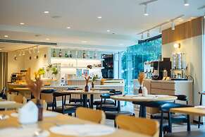 Aster Hotel and Residence