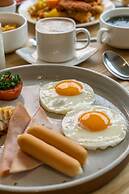 Aster Hotel and Residence