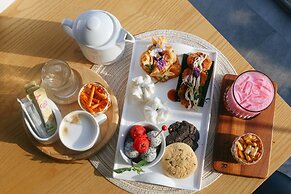 Aster Hotel and Residence