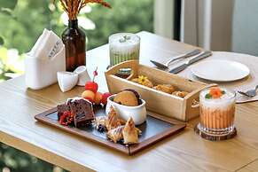 Aster Hotel and Residence