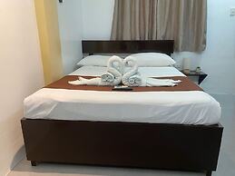Papa Fred's Beach Resort