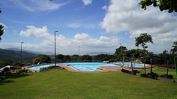 Bakasyunan Resort Tanay