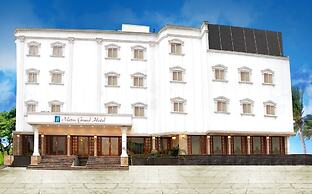 Metro Grand Hotel