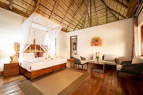 Crater Safari Lodge