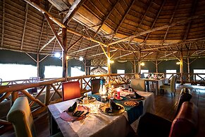 Crater Safari Lodge