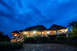 Crater Safari Lodge
