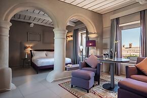 Uve Rooms & Wine Bar