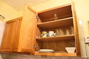 Sunset Strip Acadia Guest Apartment