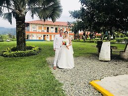 Finca Hotel La Rivera